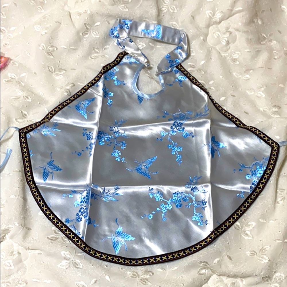 Chinese Traditional Silk Fabrics Cover Top